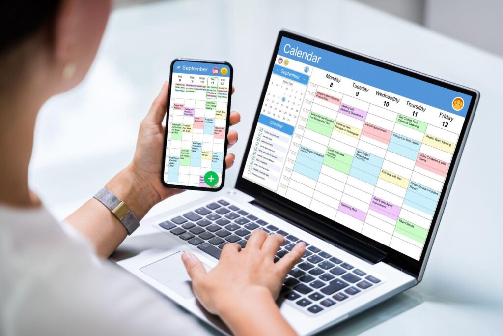 Assistant using an online calendar app